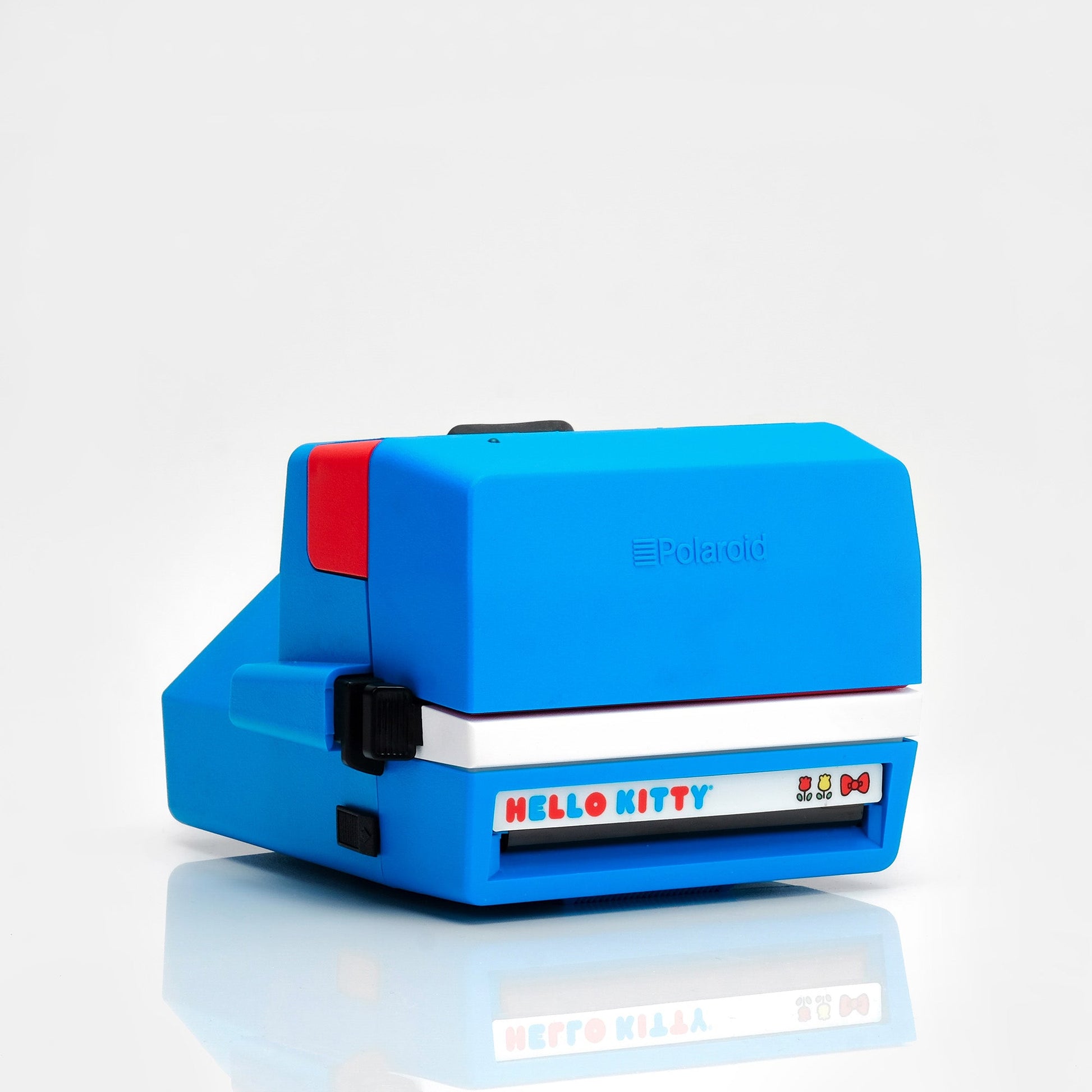 Polaroid x Hello Kitty 600 Camera