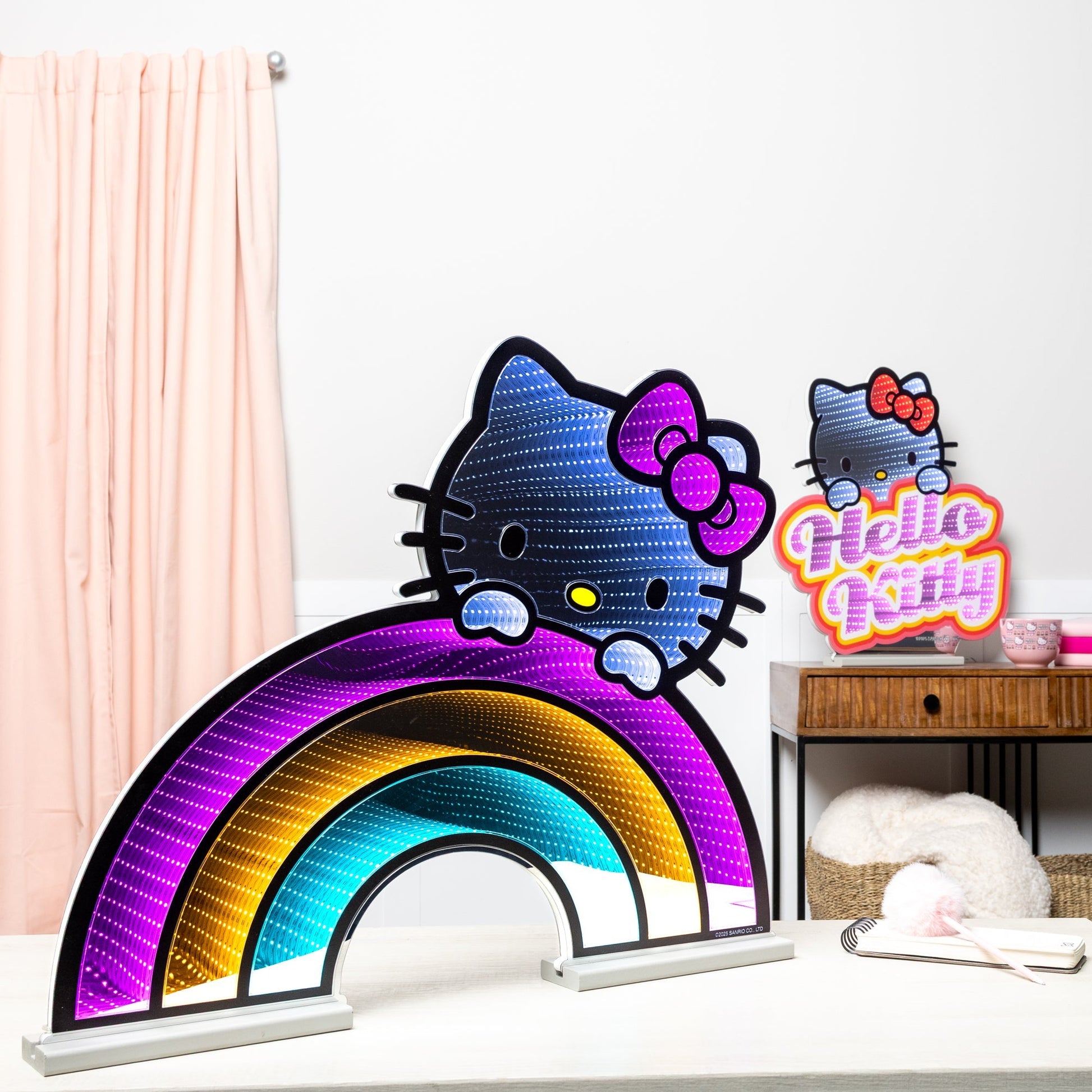 Hello Kitty 24" Rainbow Decorative Ekkolight Infinity Light