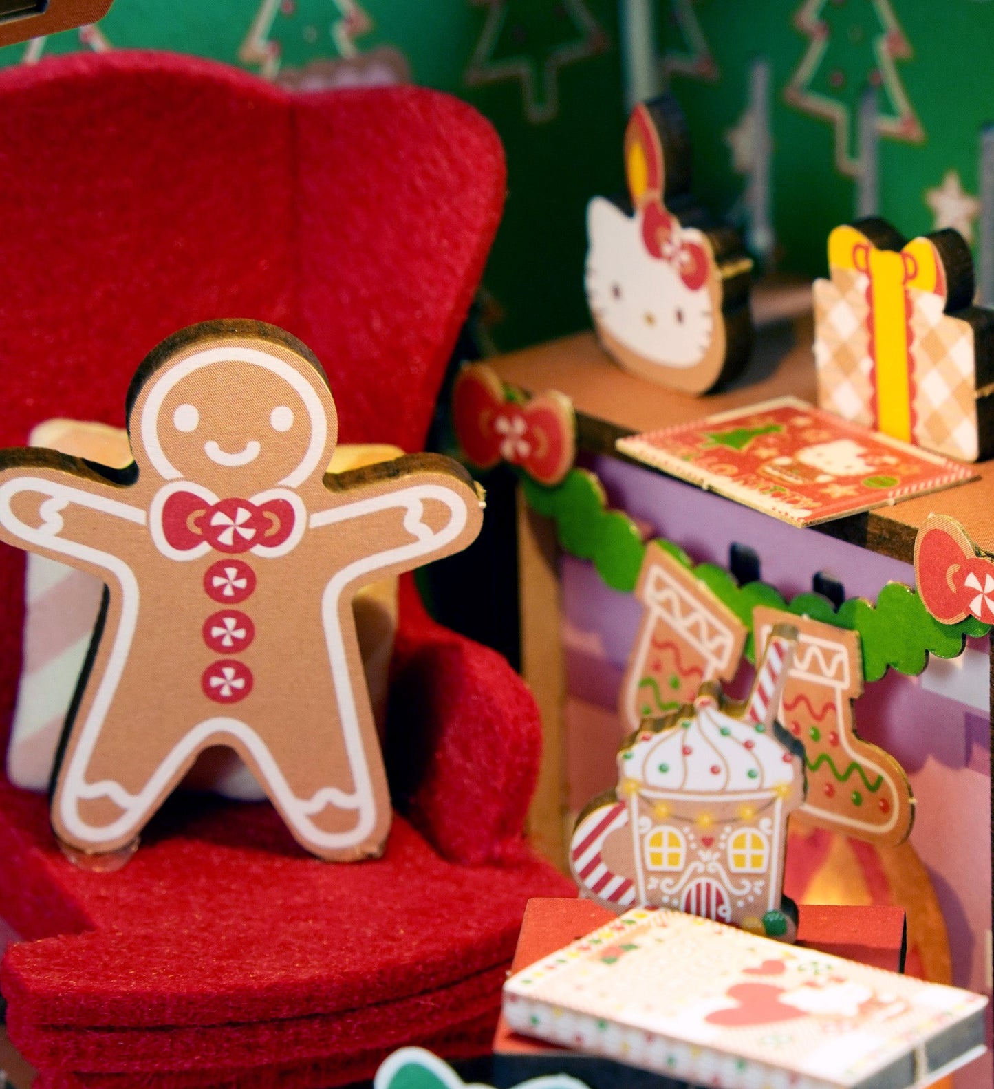 Hello Kitty Gingerbread House 3D Wooden Puzzle