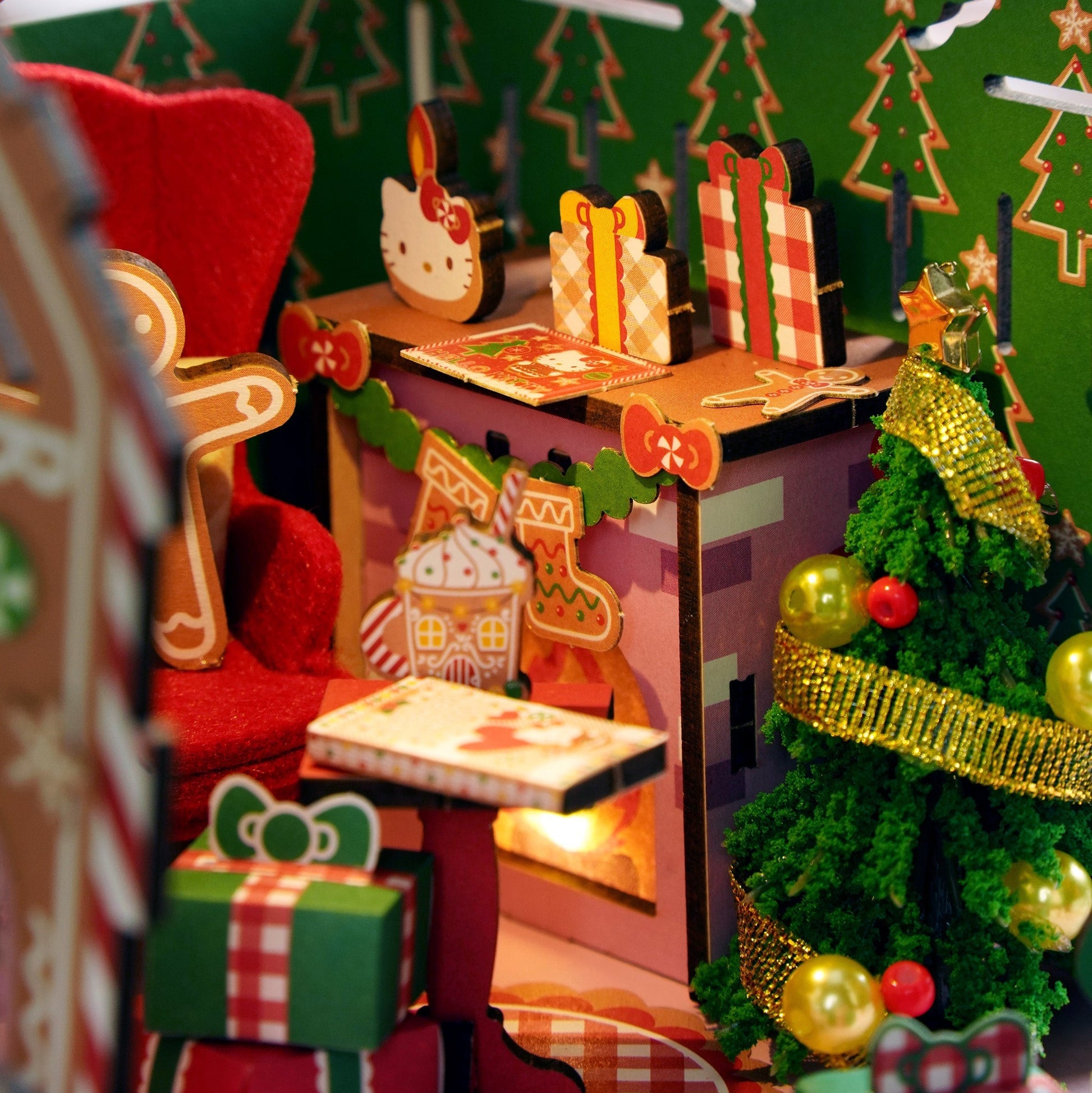 Hello Kitty Gingerbread House 3D Wooden Puzzle