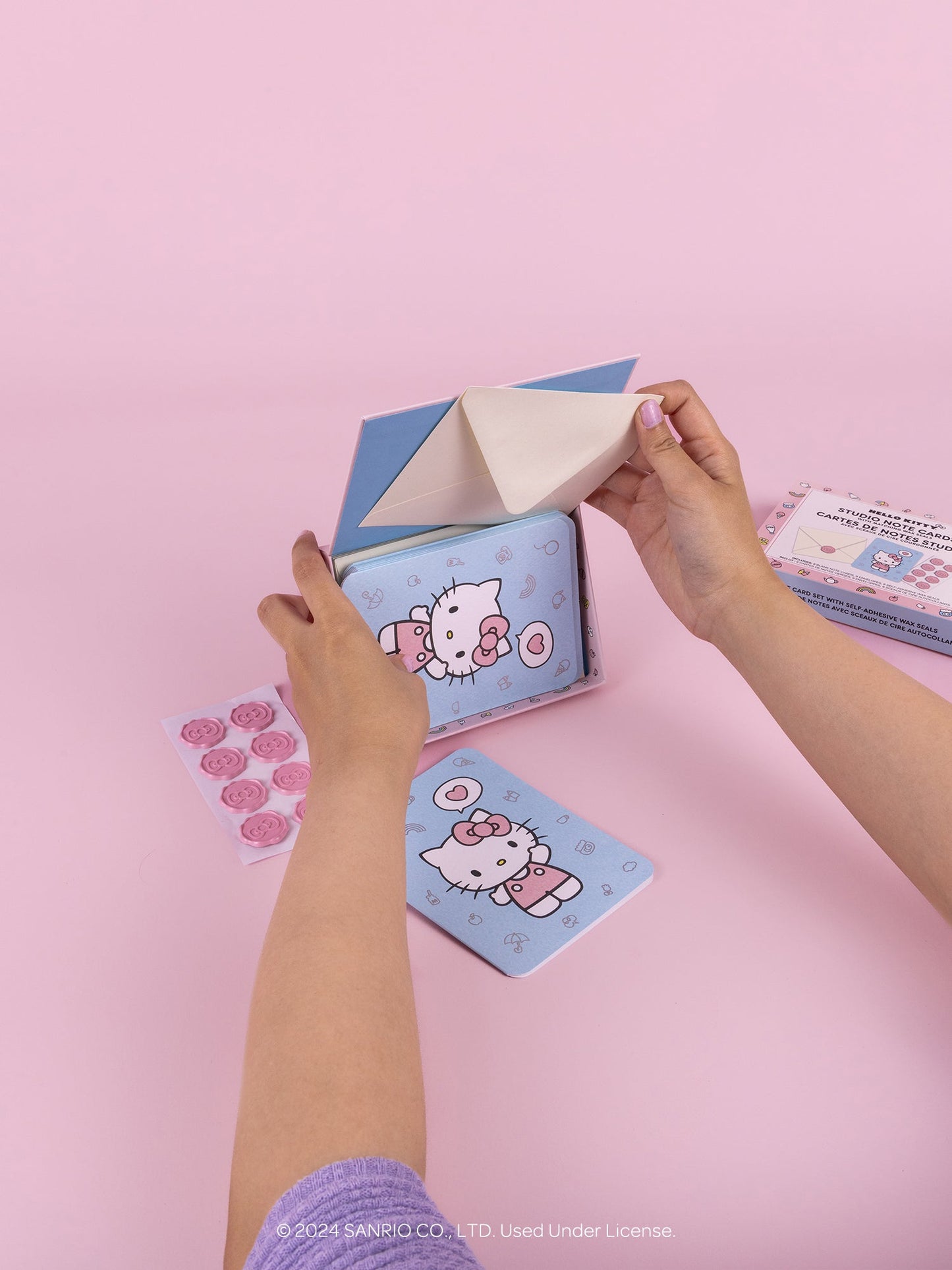 Hello Kitty x Studio Oh! Classic Pink 25-Pc Note Cards & Wax Seals Set