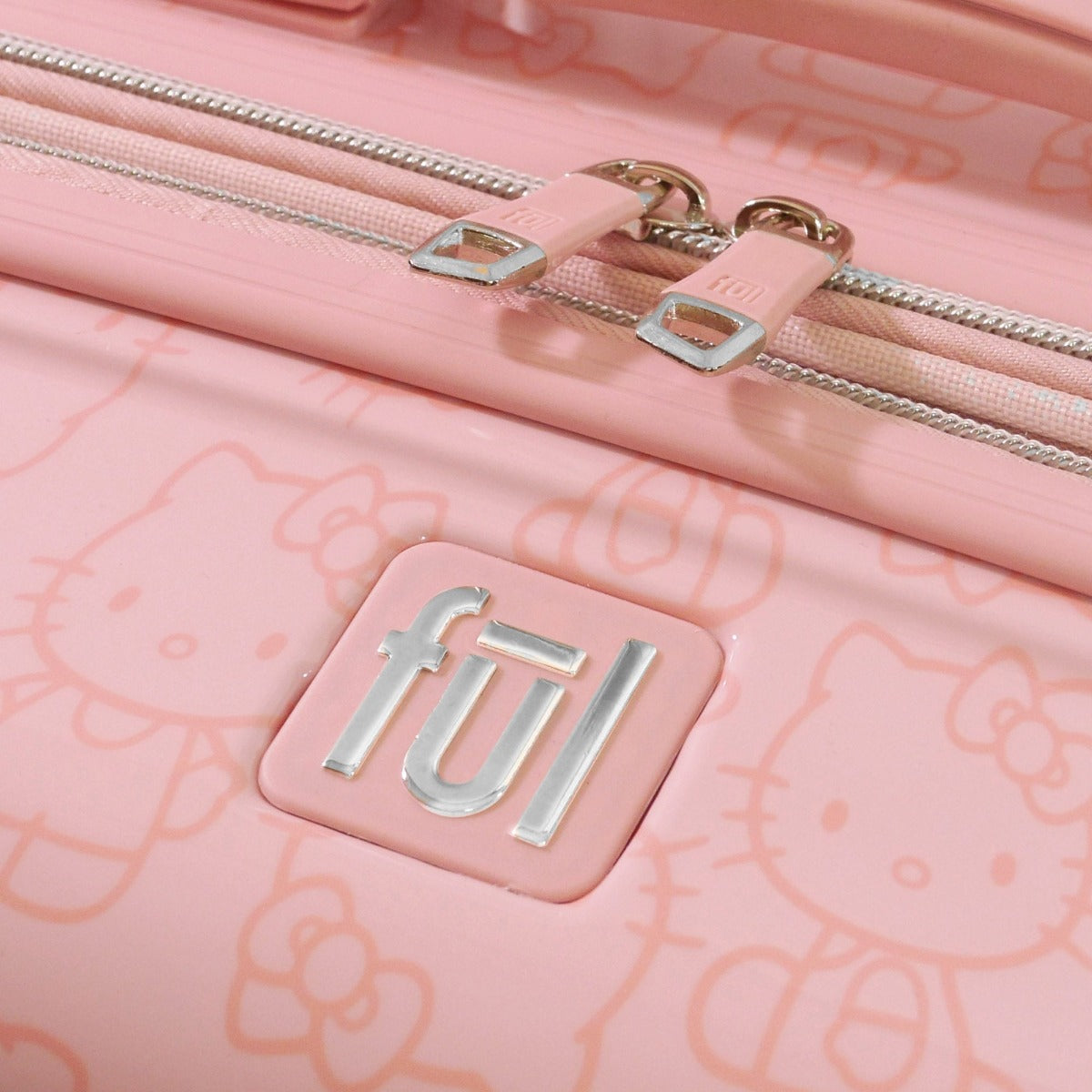 Hello Kitty x FUL 22" Pose Hardshell Luggage (Pink)