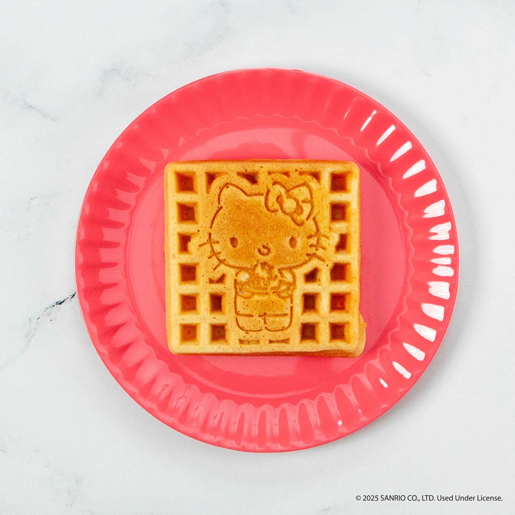 Hello Kitty Deluxe Waffle Maker (Red)