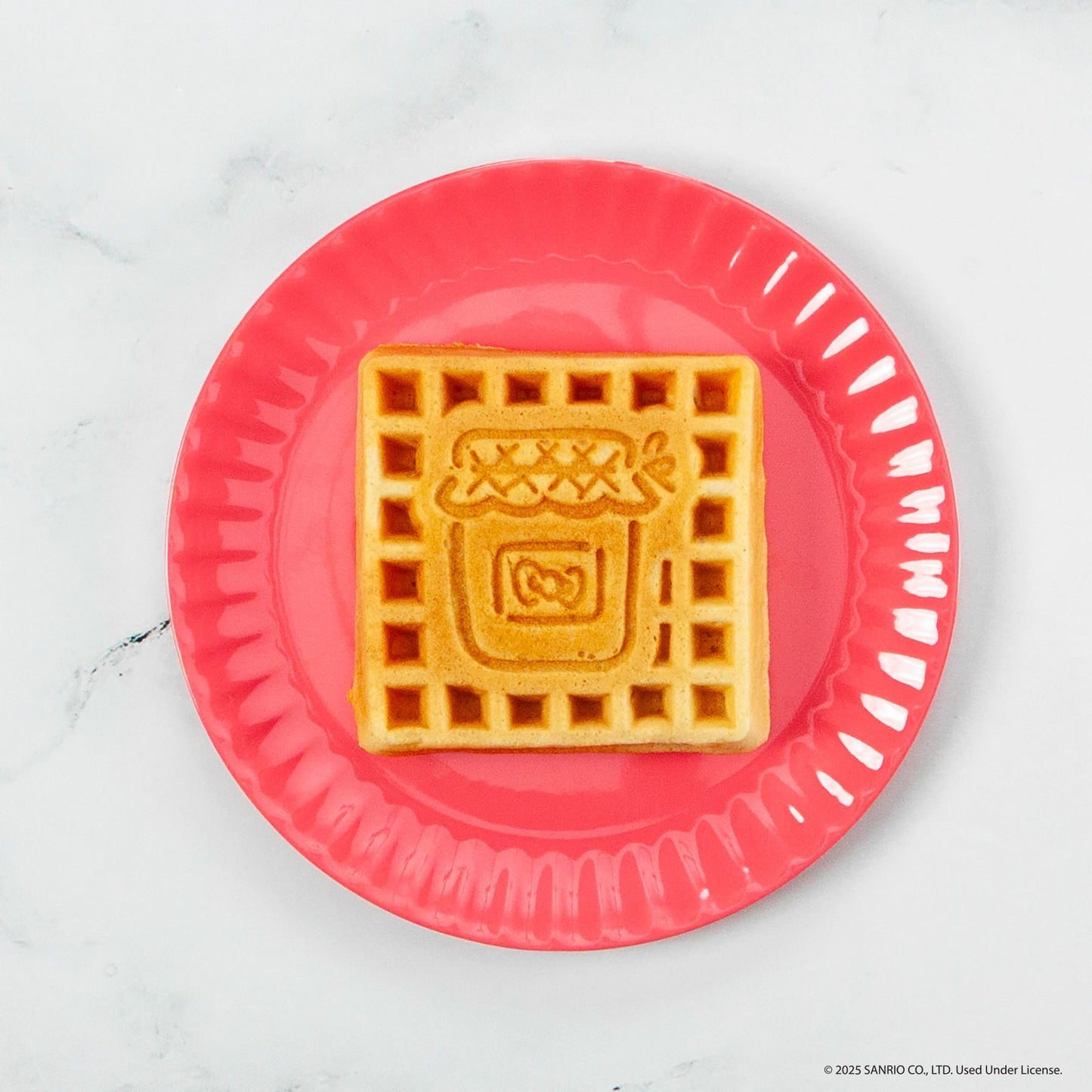 Hello Kitty Deluxe Waffle Maker (Red)
